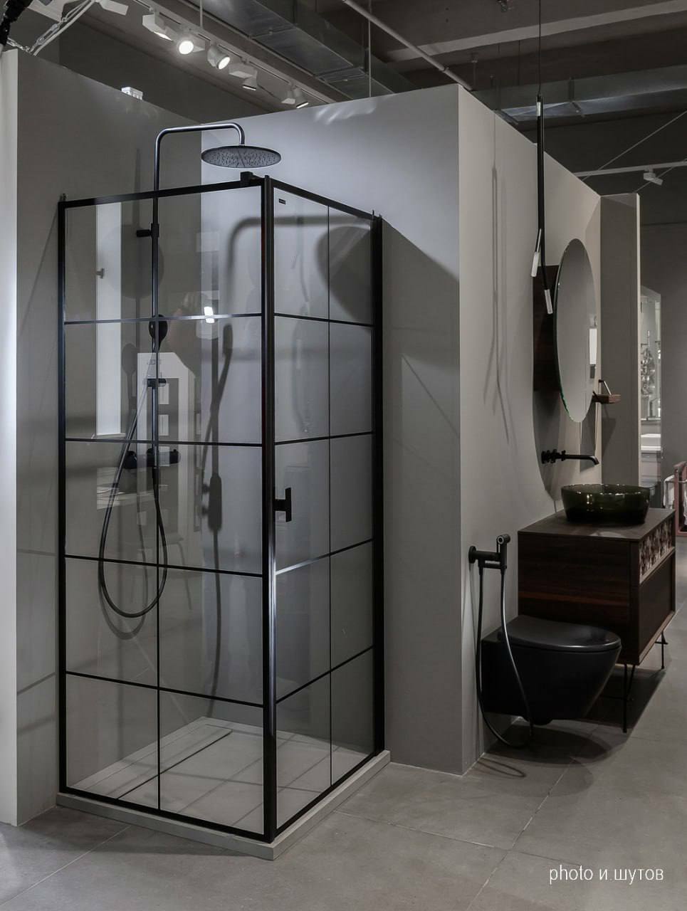 Интерьер салона Автор - широкий ассортимент